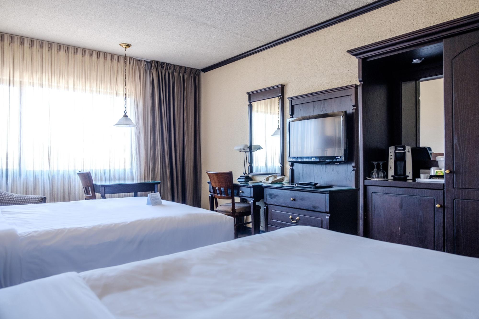 Hotel Le Montagnais Chicoutimi Kültér fotó