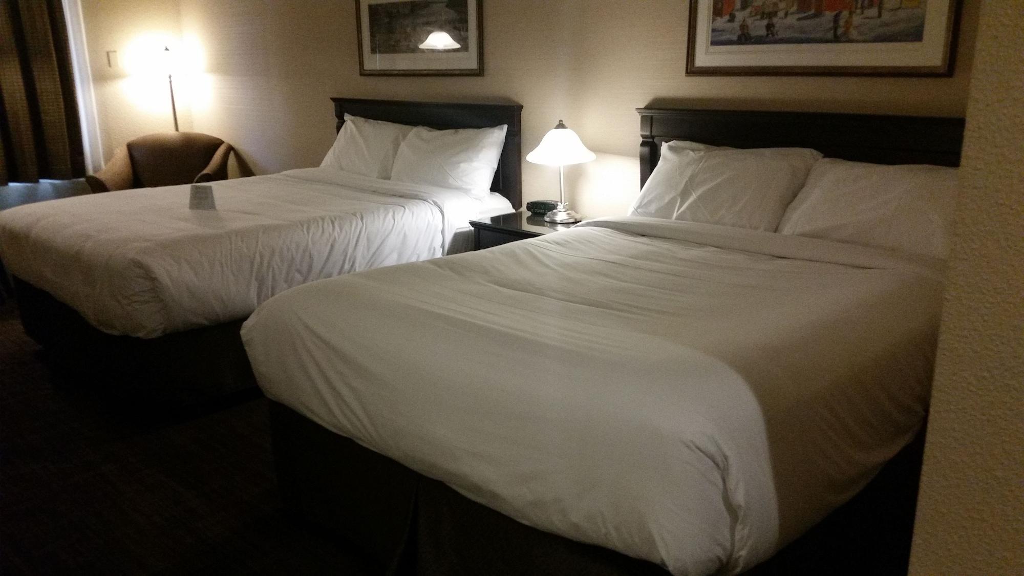 Hotel Le Montagnais Chicoutimi Kültér fotó