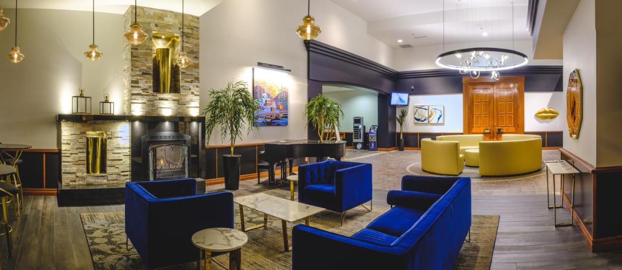 Hotel Le Montagnais Chicoutimi Kültér fotó