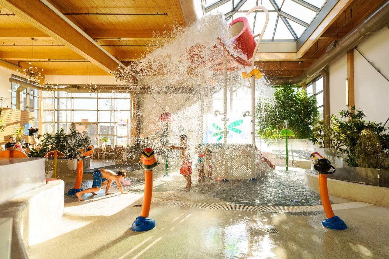 Hotel Le Montagnais Chicoutimi Kültér fotó