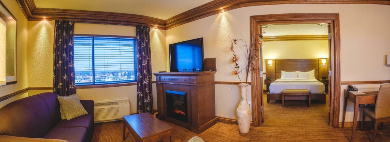 Hotel Le Montagnais Chicoutimi Kültér fotó