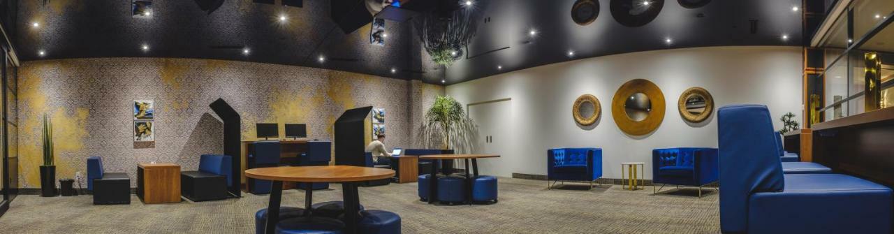 Hotel Le Montagnais Chicoutimi Kültér fotó