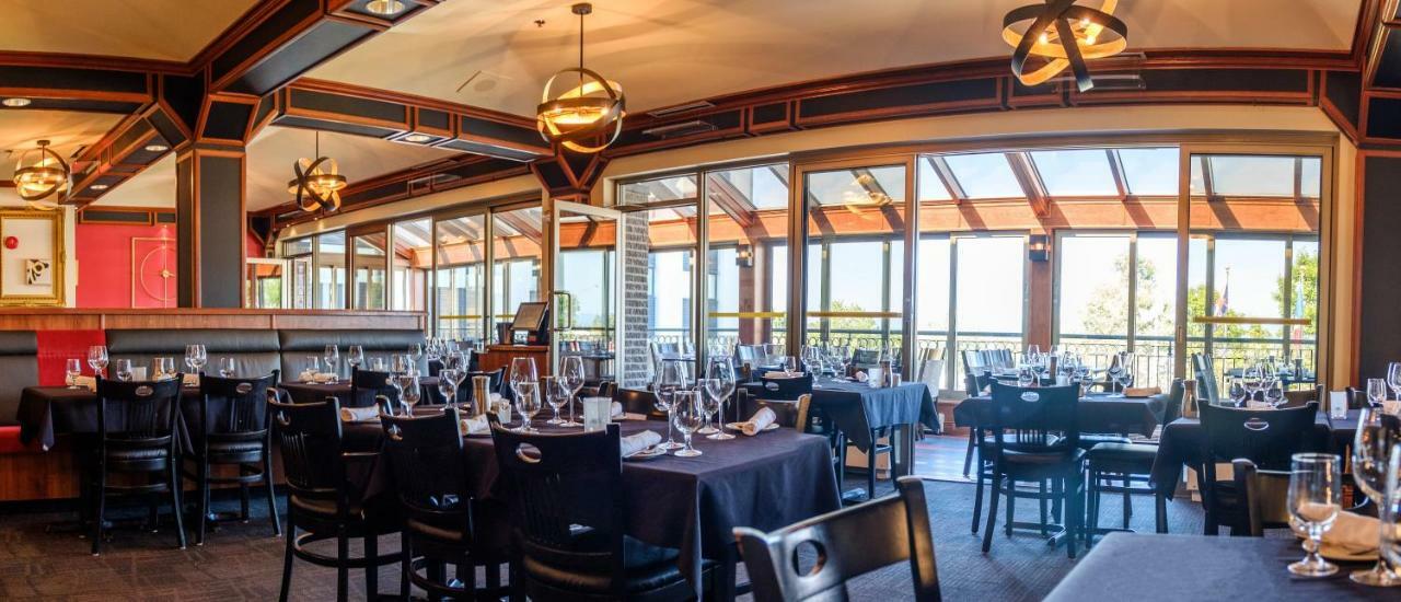 Hotel Le Montagnais Chicoutimi Kültér fotó